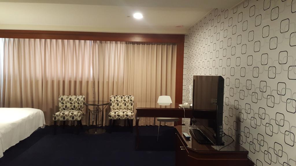ホン ダウ ホテル 台北市 エクステリア 写真